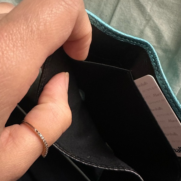 Compact Wallet - Picture 12 of 14